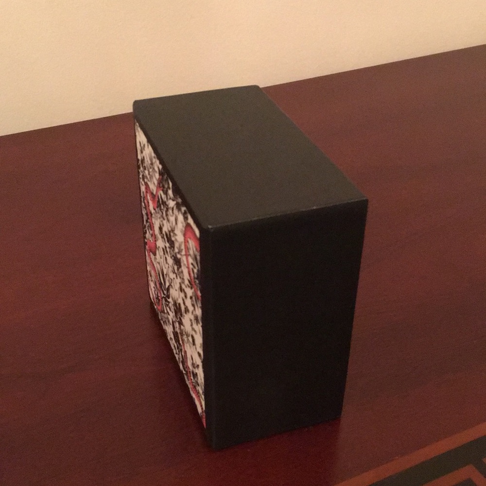 Gucci jewelry accessory box and pouch - Picture 6 of 11